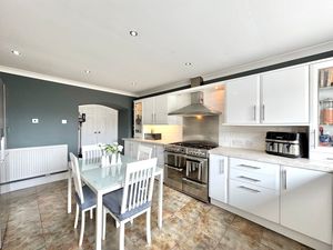 Photo 20- click for photo gallery